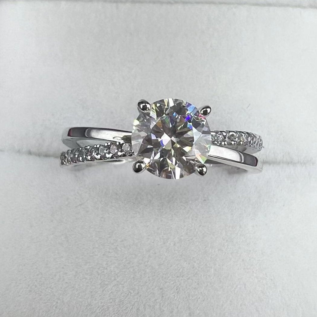 1 CT Round Moissanite Diamond Sterling Silver Engagement Ring