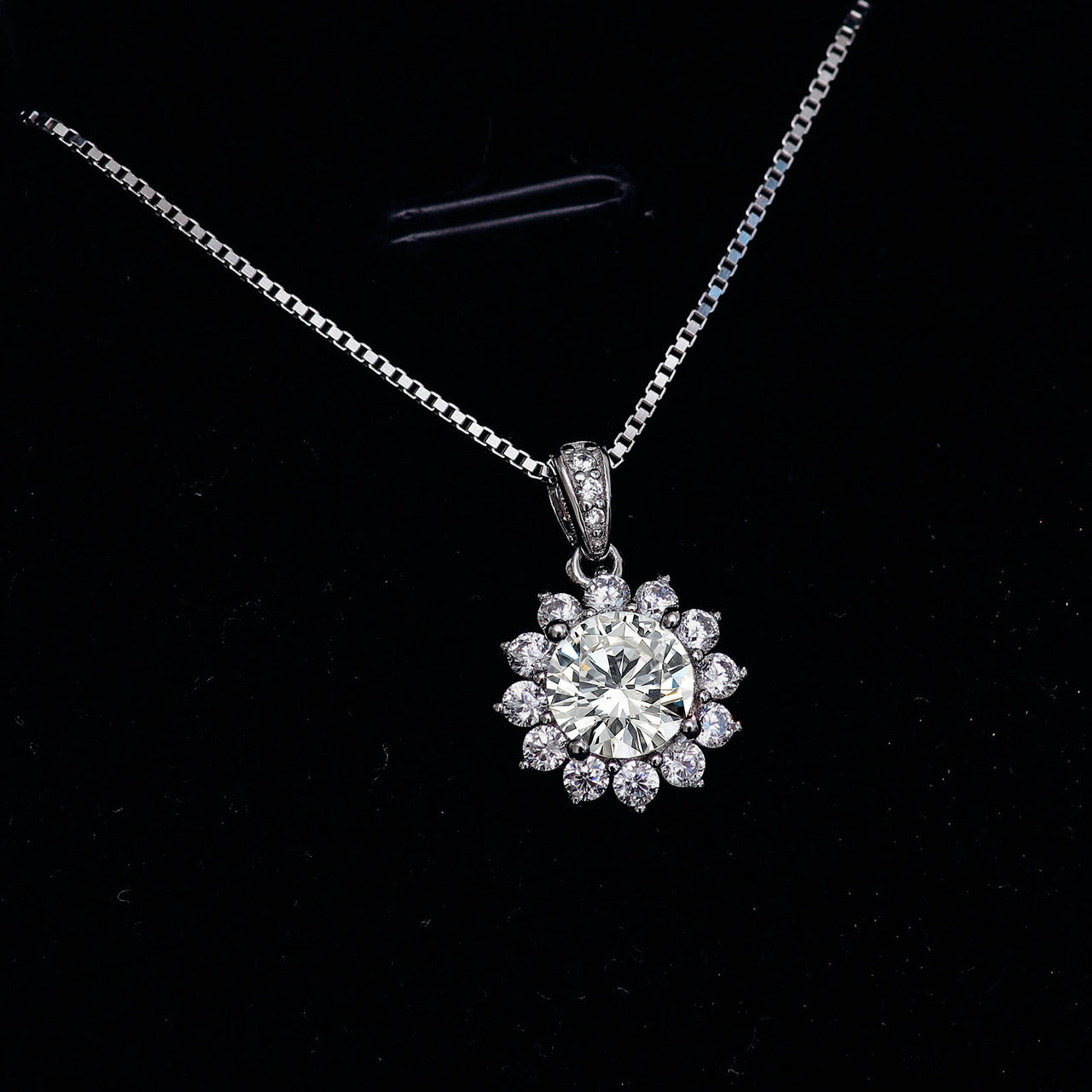 1 CT Moissanite Diamond Sunflower Sterling Silver Pendant