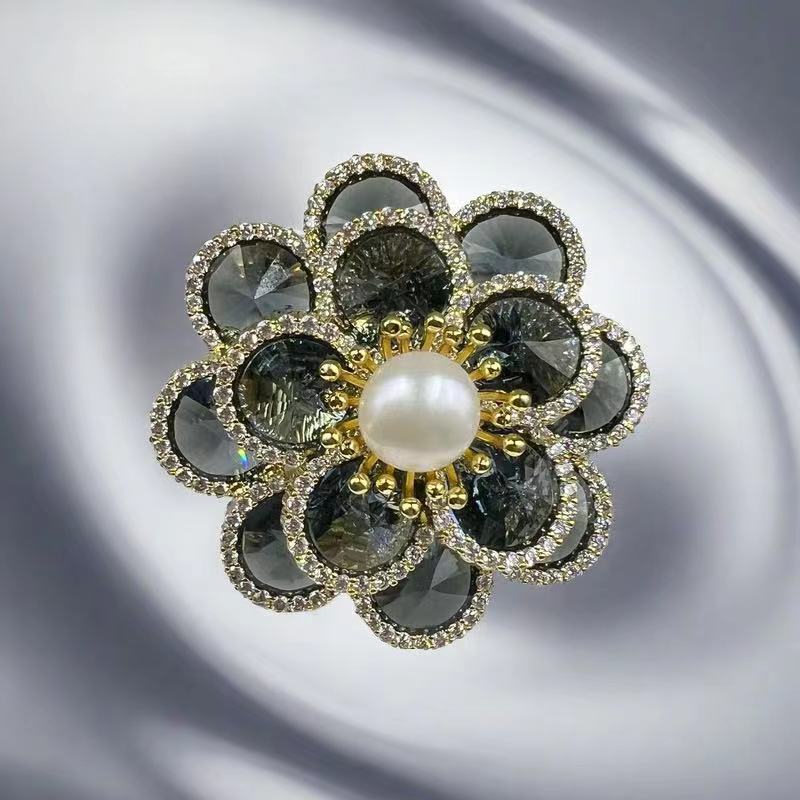 Crystal Pearl Flower Brooch, Pin and Magnet Double-Use