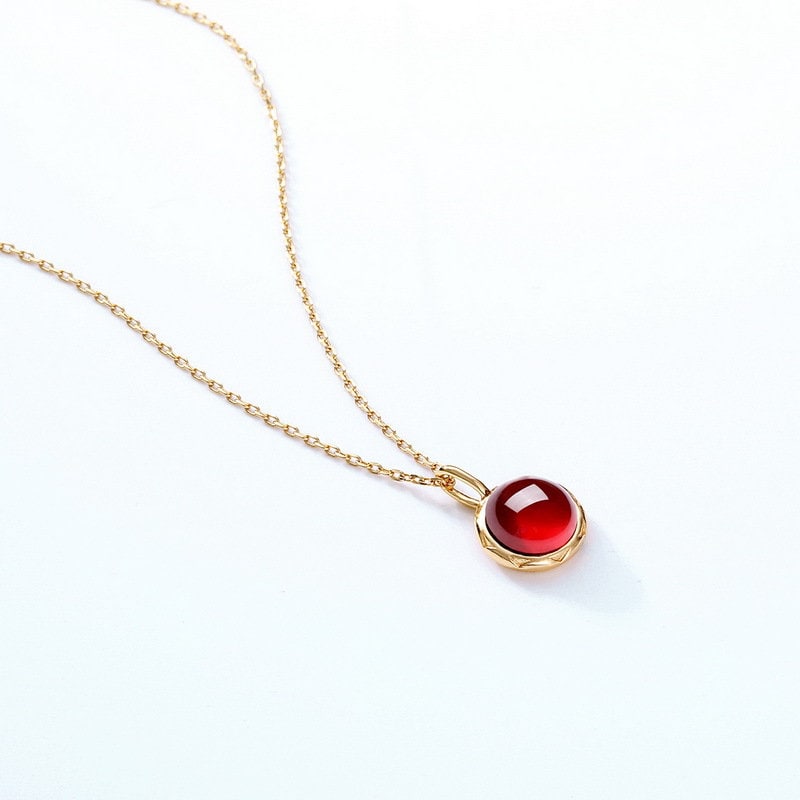 Red-Round-Garnet-Sterling-Silver-Pendant