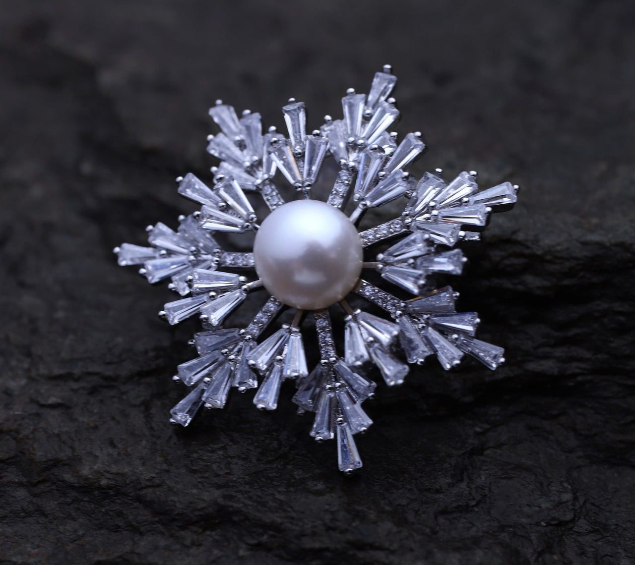 Silver Freshwater Pearl Snowflake Brooch