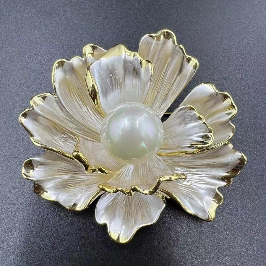 vintage-pearl-oilpainting-flower-brooch